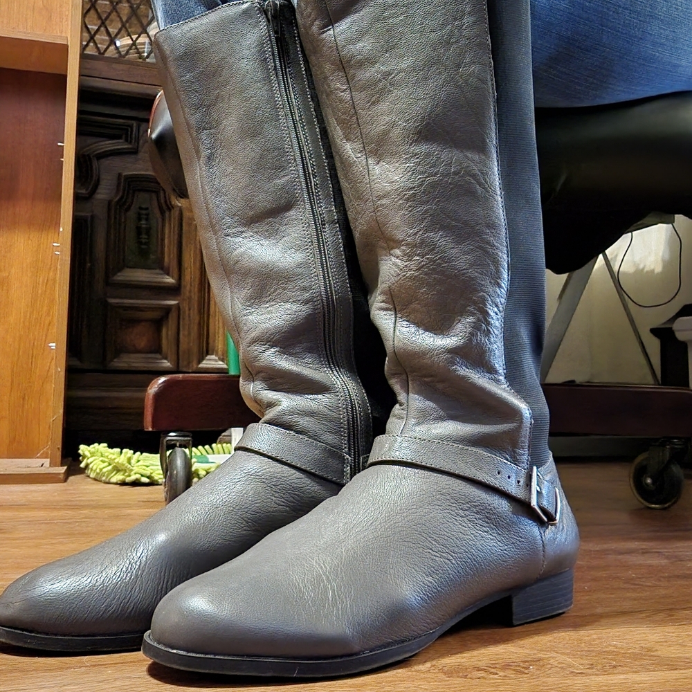 Comfortview Gray Leather Boots Extra Wide Calf